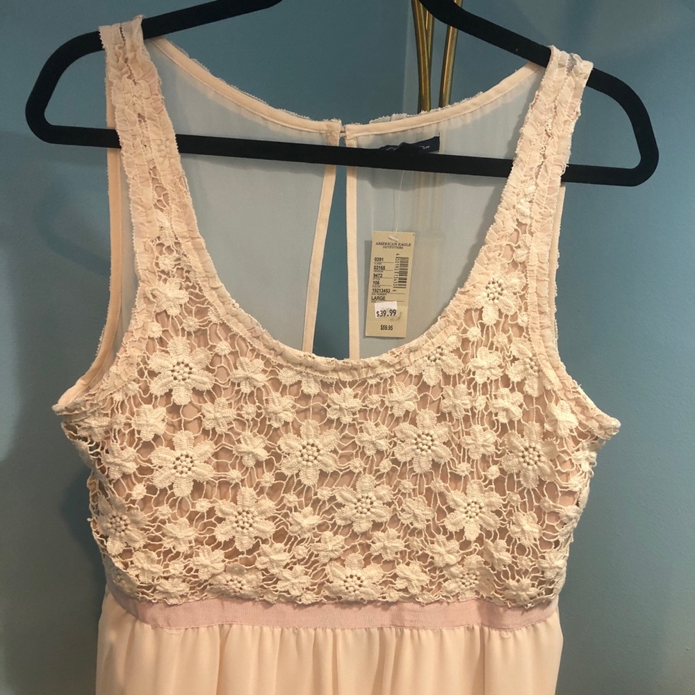 Blush floral crochet detail cut-out dress - Picture 4 of 9